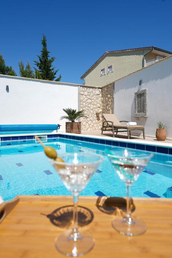 Apartment Vala, 4*, Sea View & Private Heated Pool Pridraga Esterno foto